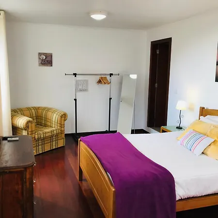 Casa Lugar Da Ribeira Mit Dachterrasse * Campanário